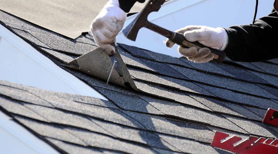 Professional gutter cleaning in Port Republic, VA